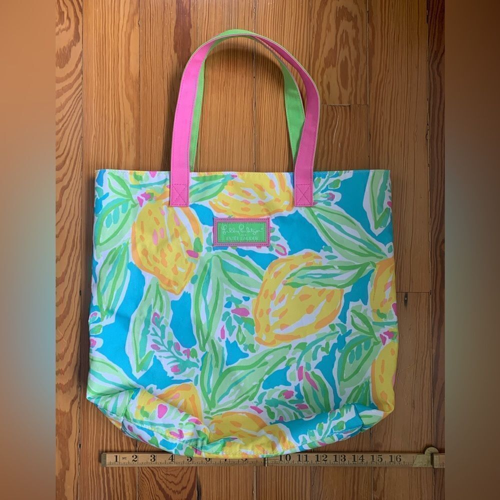 Lilly Pulitzer for Ester Lauder Tote - Picture 7 of 8